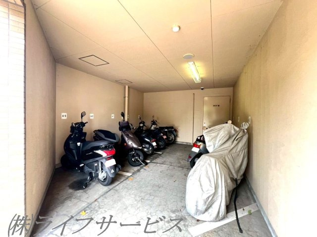 【その他共用部分】 | ファミール新大阪ネクス都 | バイク置場
