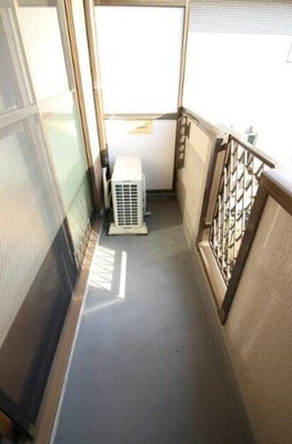 【バルコニー】 | アドニスコート | バルコニー