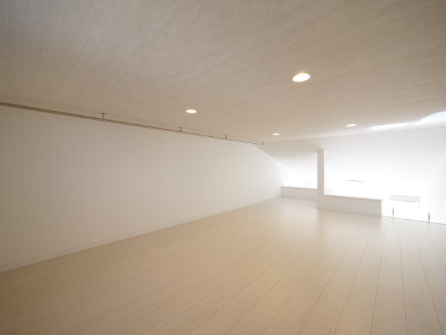 スカイガーデン万倍Ｂの居間・リビング