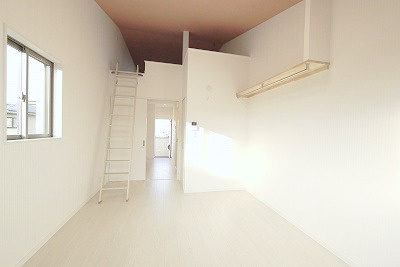 スカイガーデン万倍Ｂの洋室