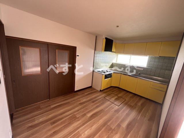 伊川谷町有瀬戸建のキッチン