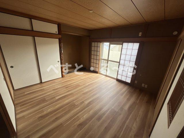 伊川谷町有瀬戸建の洋室