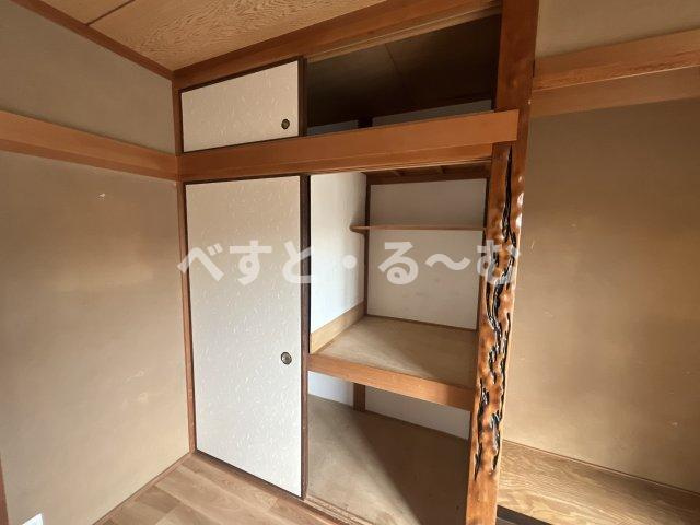 伊川谷町有瀬戸建の収納