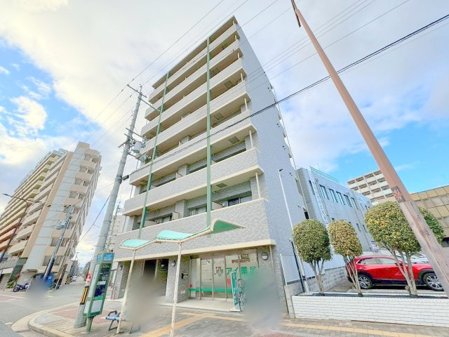 リバーヒルズ新大阪の外観