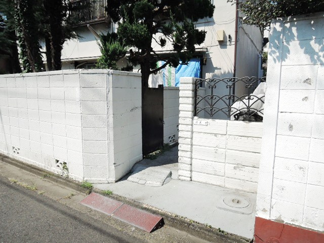 壮美ホームズのエントランス