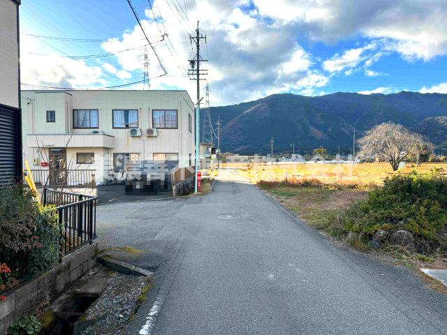 ６６２７８　揖斐郡揖斐川町房島事業用の周辺