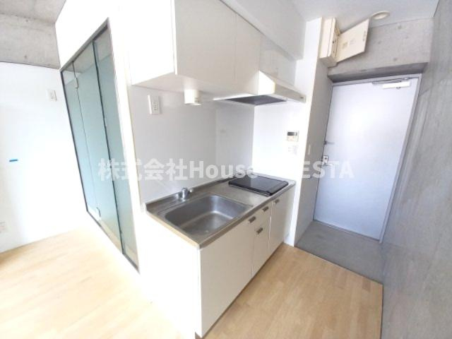 イーストヴィレッジ三宮のキッチン