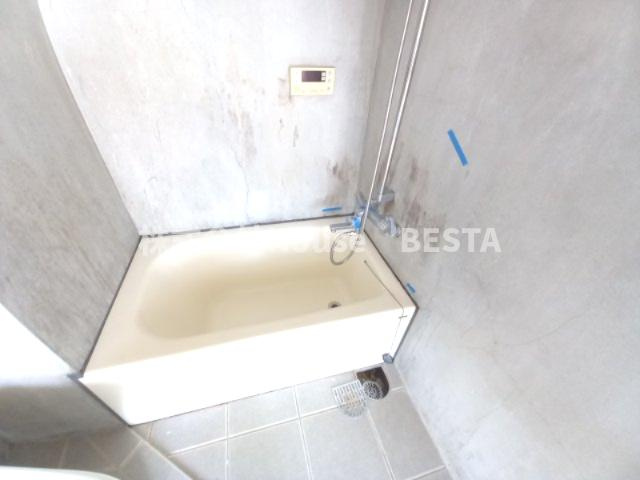 イーストヴィレッジ三宮の浴室