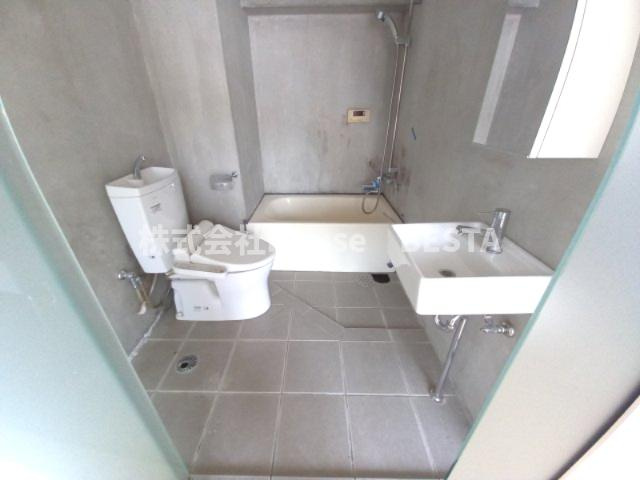 イーストヴィレッジ三宮の洗面所