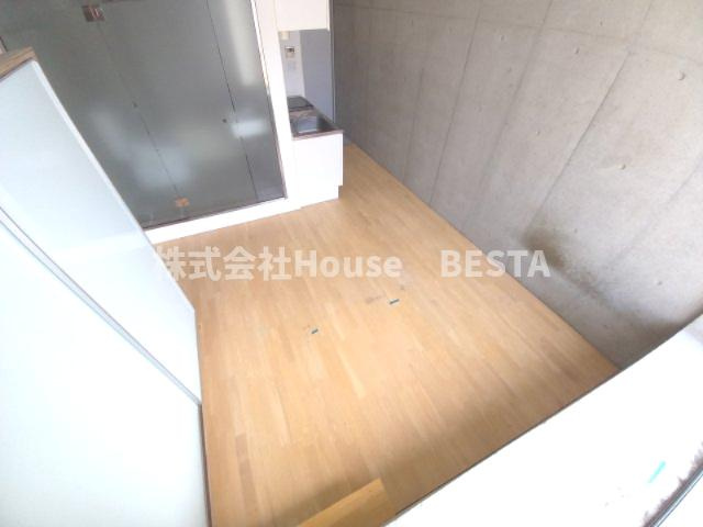 イーストヴィレッジ三宮の寝室