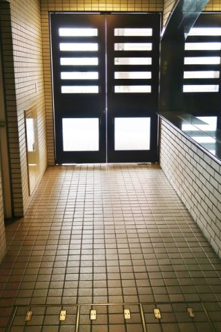 ワコーレルミエール三ノ輪のロビー