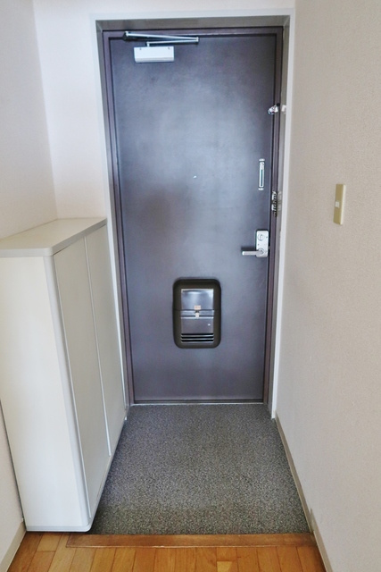 ワコーレルミエール三ノ輪の玄関