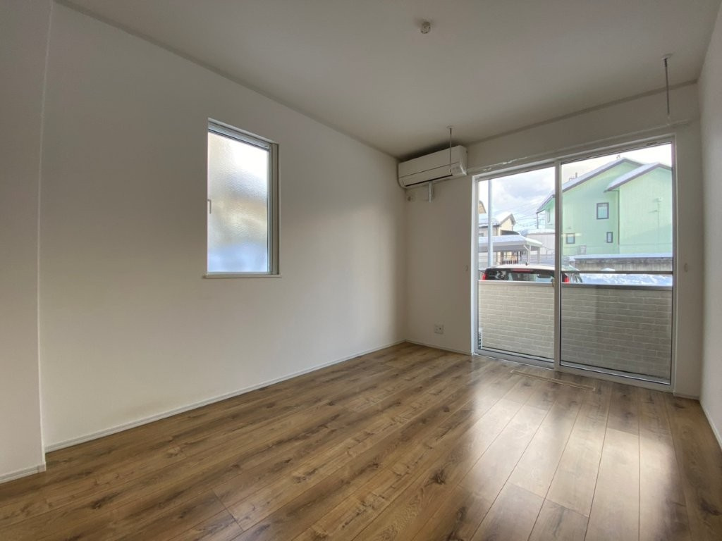 ポライトリーＣの内装