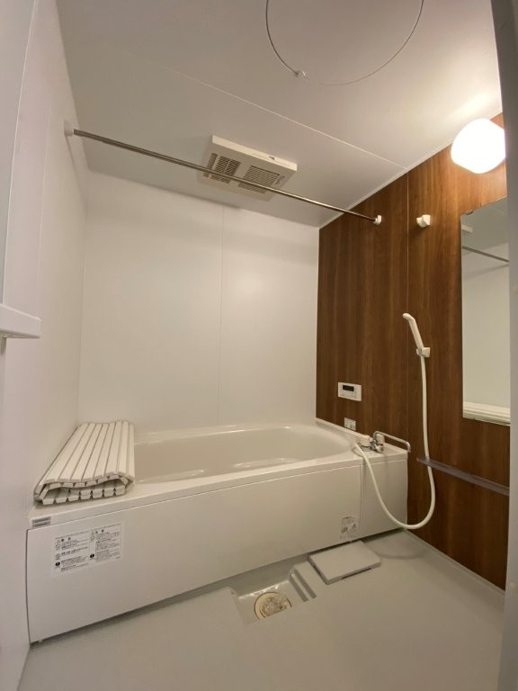 ポライトリーＣの浴室