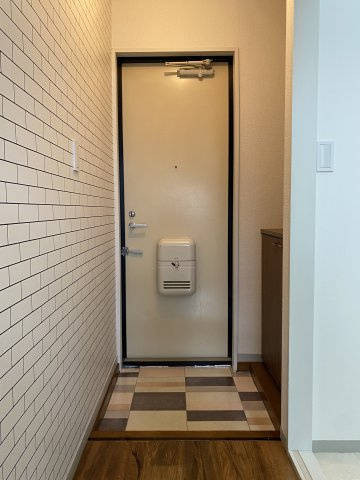 ビューティフルヒル美丘Ｃの玄関