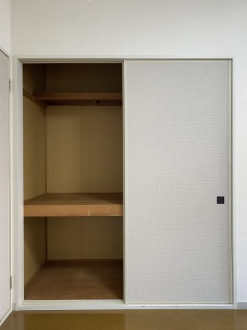 ビューティフルヒル美丘Ｃの収納