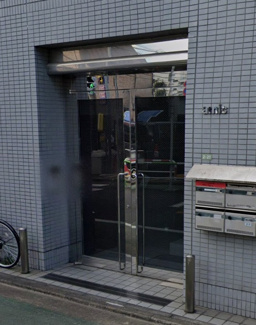 【エントランス】