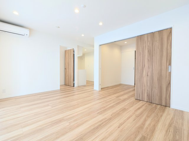 ミオカステーロ入谷のその他共用部分|エレベーターは1基