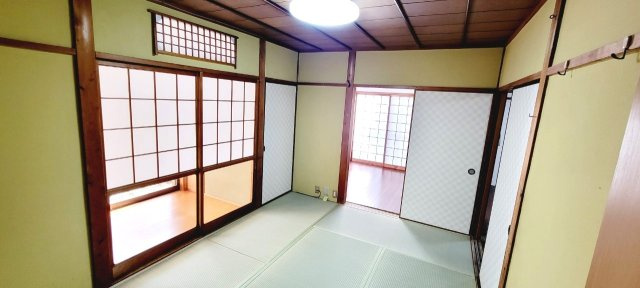 広野町尖山の和室|落ち着いた雰囲気の和室付きです