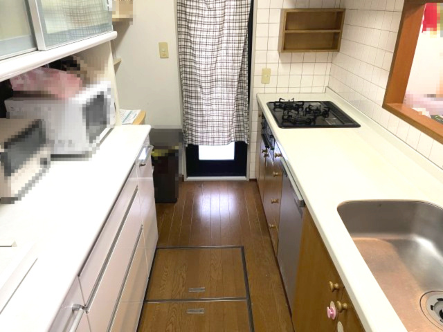 高島市鴨川平3丁目中古戸建のキッチン