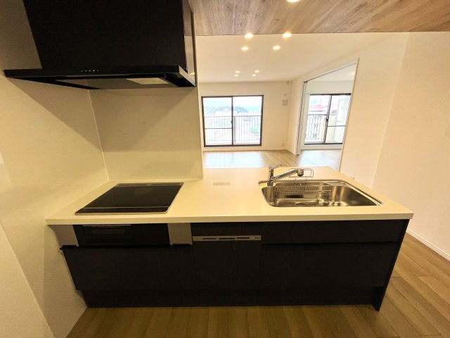 リベーラガーデン Ｅ棟（セントラルイースト）のキッチン