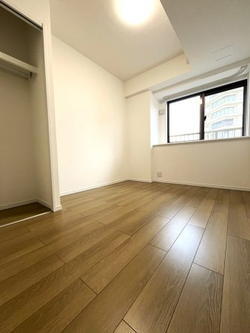 リベーラガーデン Ｅ棟（セントラルイースト）の洋室