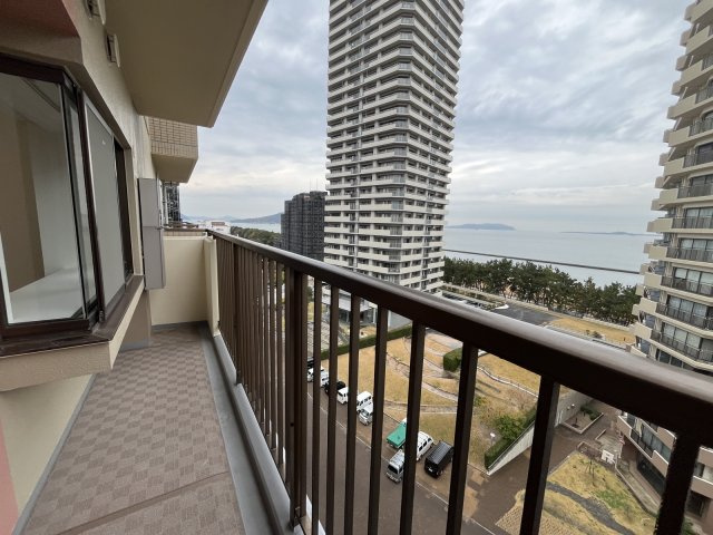 リベーラガーデン Ｅ棟（セントラルイースト）のバルコニー