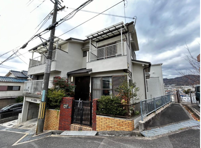 箕面市牧落５丁目　中古戸建