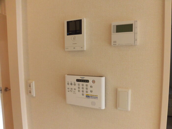 アールエム吉尾 B棟のセキュリティ|B101 ホームセキュリティ・TVインターホン