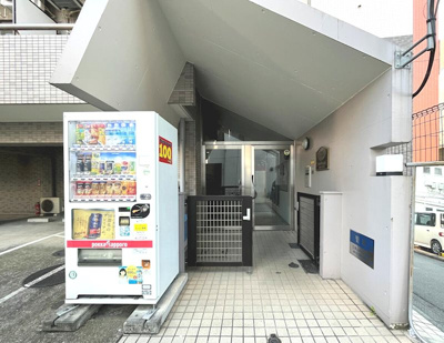 【エントランス】 | メインステージ川崎駅前