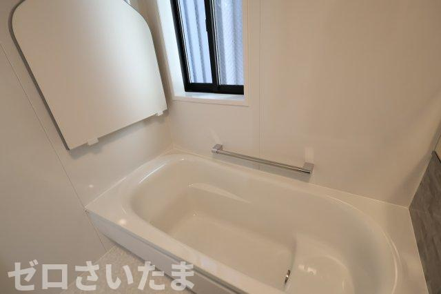 《仲介手数料無料》南区大字太田窪2609-4新築一戸建ての浴室