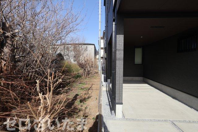 《仲介手数料無料》南区大字太田窪2609-4新築一戸建ての外観
