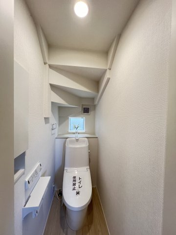 橿原市菖蒲町　第1期　全2棟のトイレ|落ち着いたトイレです