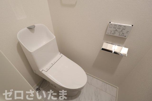 《仲介手数料無料》南区大字太田窪2609-4新築一戸建てのトイレ