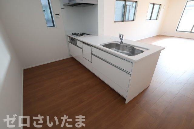 《仲介手数料無料》南区大字太田窪2609-4新築一戸建てのキッチン