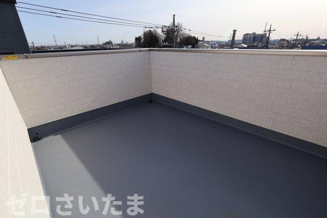 《仲介手数料無料》南区大字太田窪2609-4新築一戸建てのバルコニー