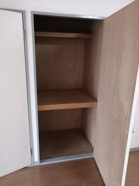 ハイツ井出の内装