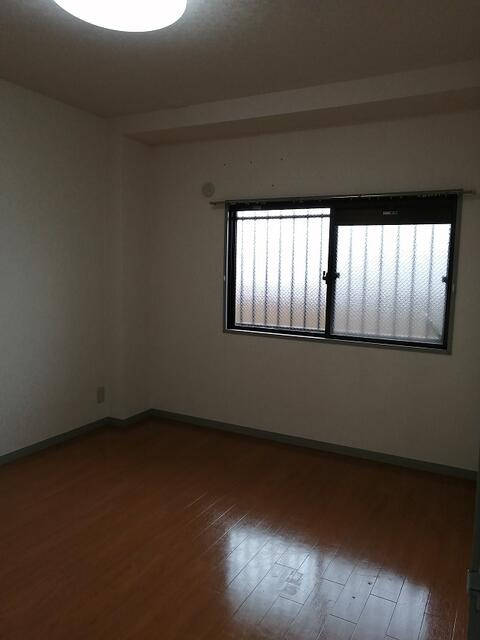 ハイツ井出の内装