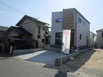 広島市安佐南区上安６丁目の前面道路含む現地写真