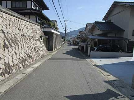 広島市安佐南区上安６丁目の前面道路含む現地写真