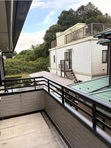 野田市春日町　中古戸建　平成10年築のバルコニー