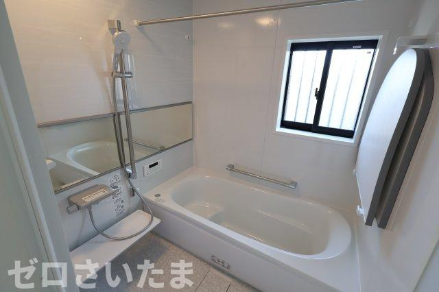 《仲介手数料無料》南区大字太田窪2609-4新築一戸建ての浴室