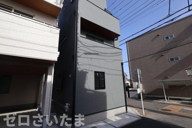 《仲介手数料無料》南区大字太田窪2609-4新築一戸建ての外観