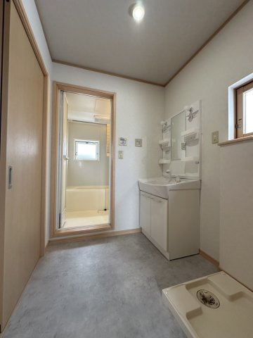 ボーラス北鬼柳Ａのキッチン|光が入ると、料理はちょっと楽しくなる。