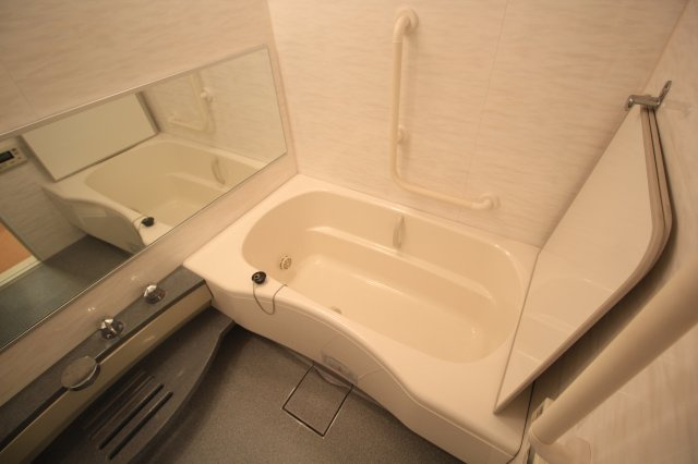 【浴室】