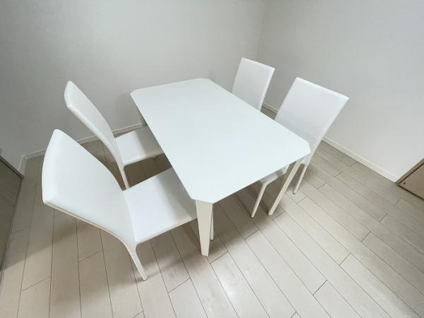 焼津市　駅北１丁目　中古マンション　２SLDKの居間・リビング