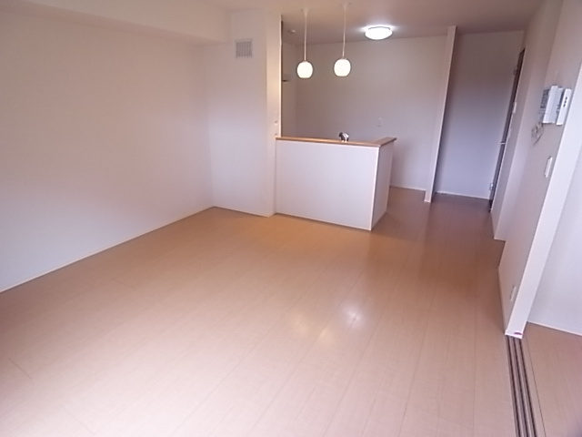 シャルマンハイムB棟のその他