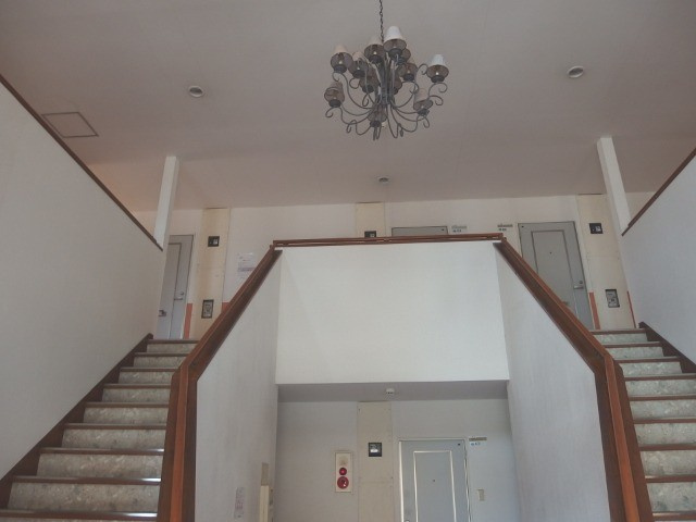 メイプル羽根北のエントランス