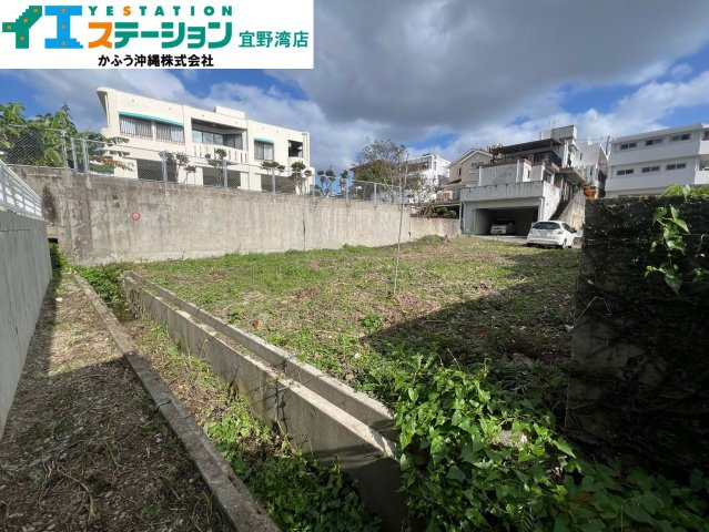 西原町字翁長東　土地の外観