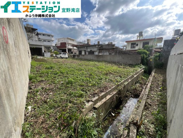 西原町字翁長東　土地の外観